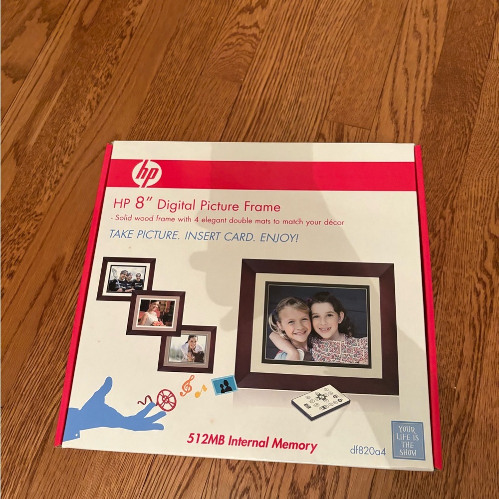HP 8" Digital Picture Frame with Red and White Box